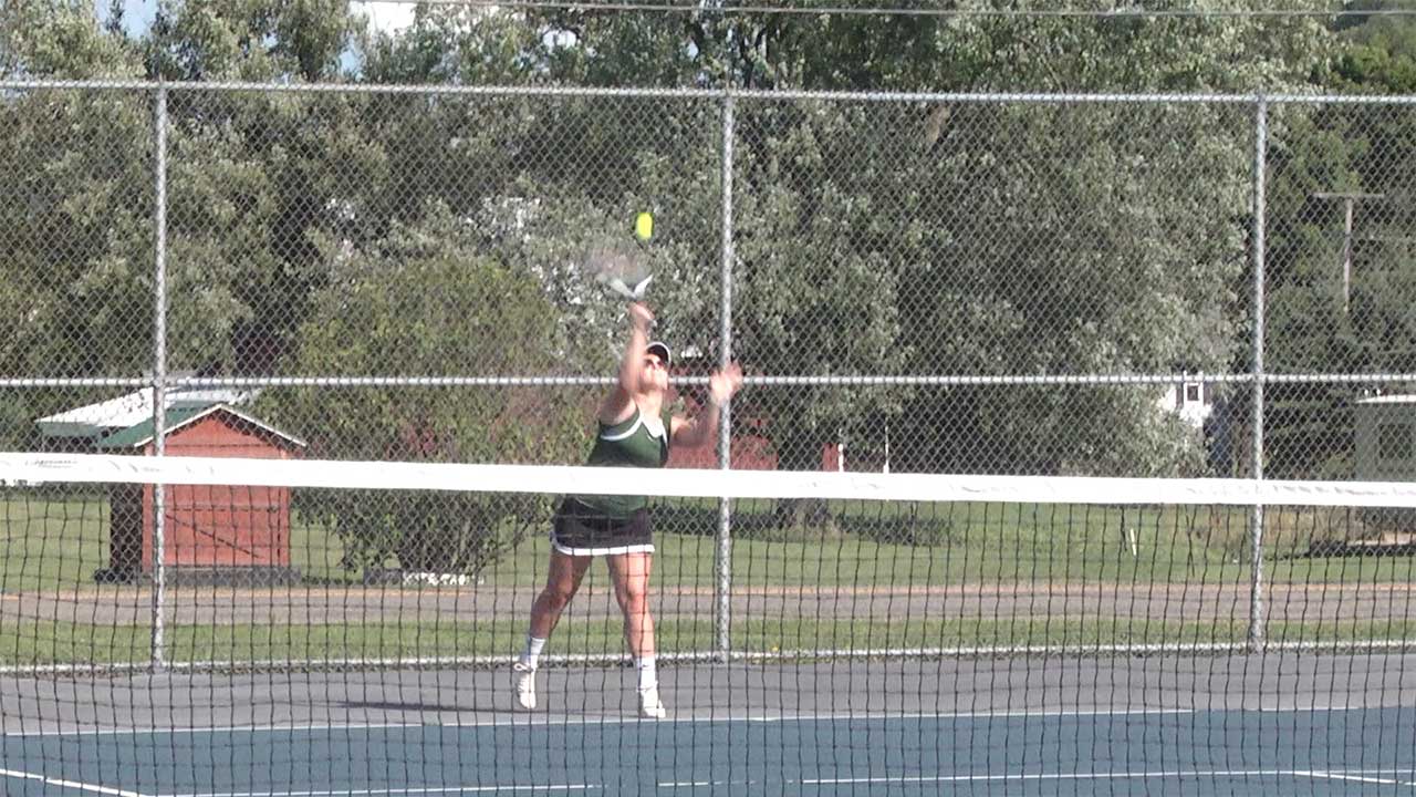 Wellsboro Tennis Edges CV