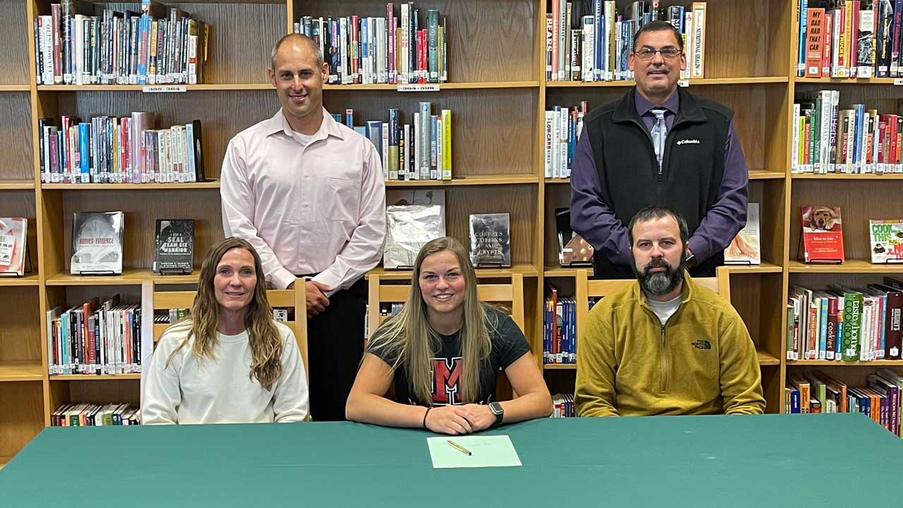 Clymer Signs With Mansfield University