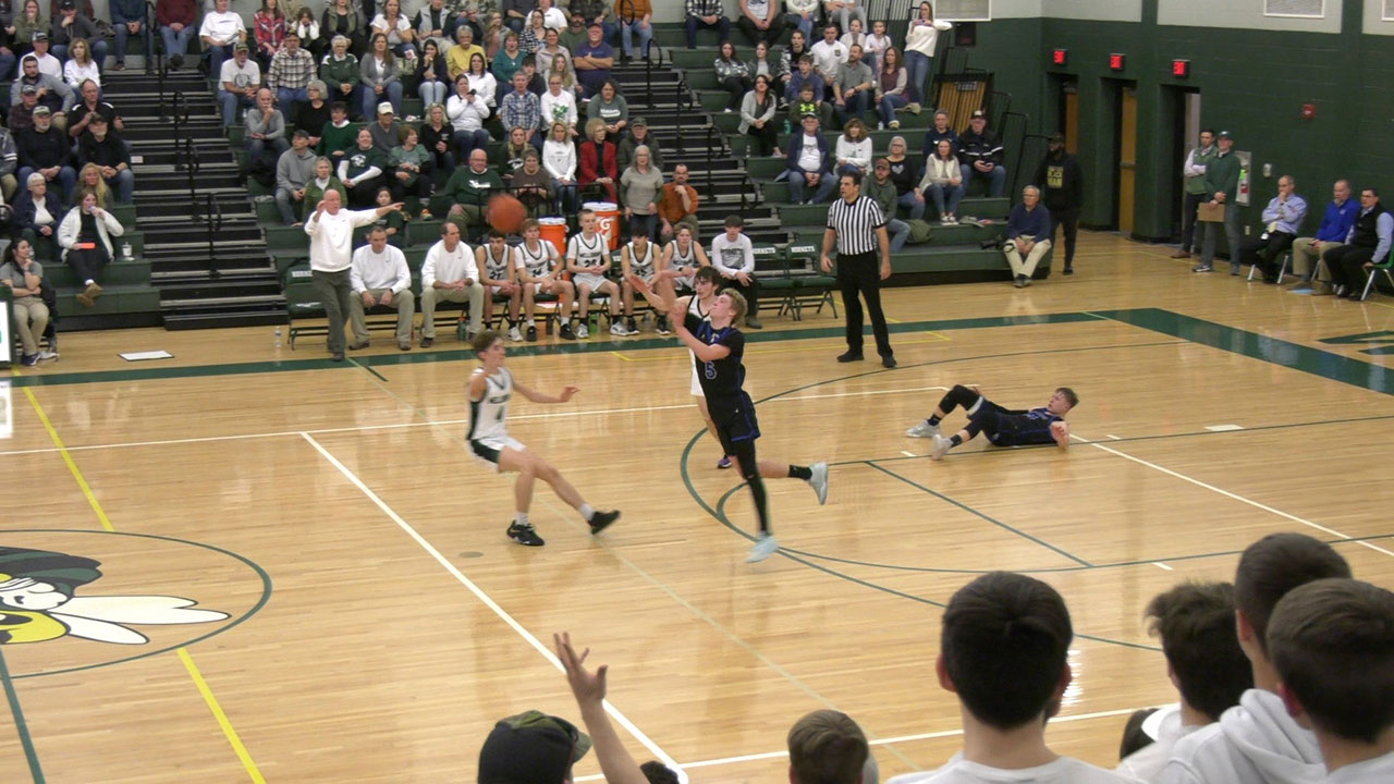 Buzzer Beater Pushes Defenders Past Wellsboro In District Quarterfinals