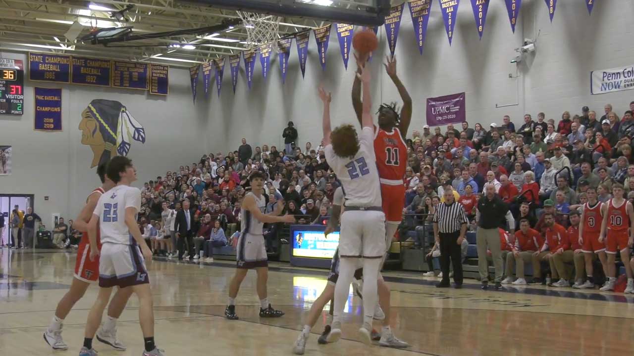 Trojans fall to Lancers in D4 Championship, 67-57