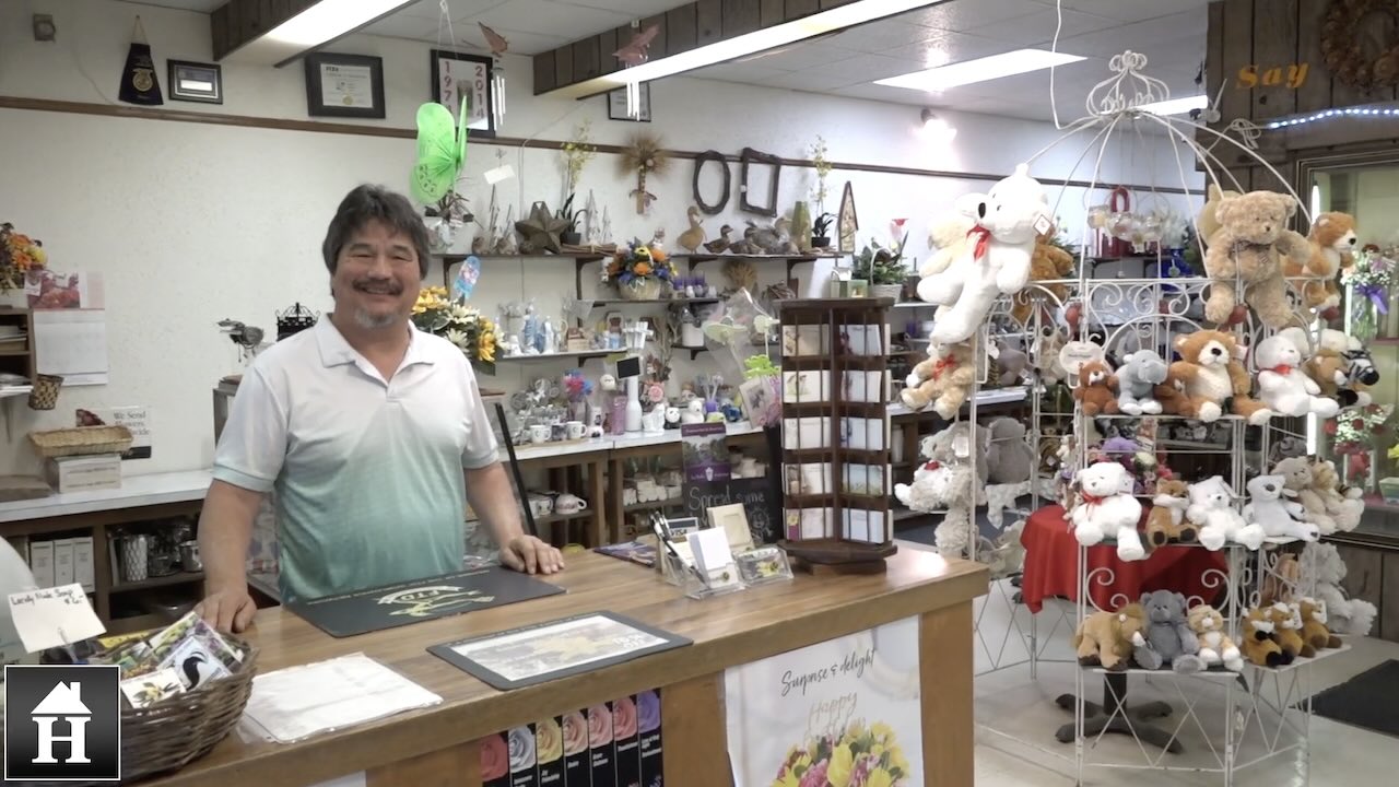 Business Spotlight: Akiko’s Floral Arts